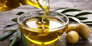 Cómo usar el aceite de oliva para adelgazar abdomen
