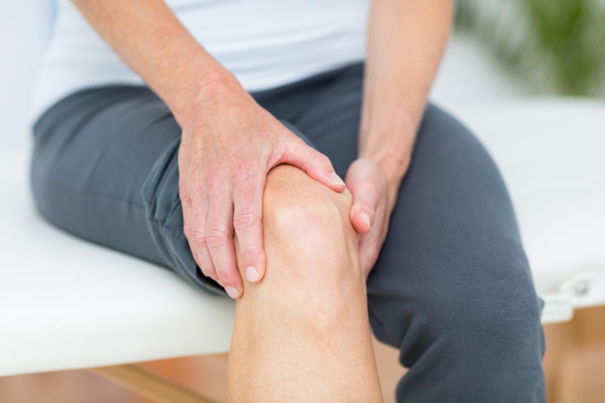 Dolor detrás de la rodilla: causas