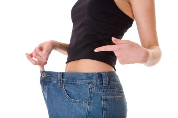 Esto es lo que pasa en nuestro cuerpo cuando dejamos el azúcar - ¡Bajamos de peso!