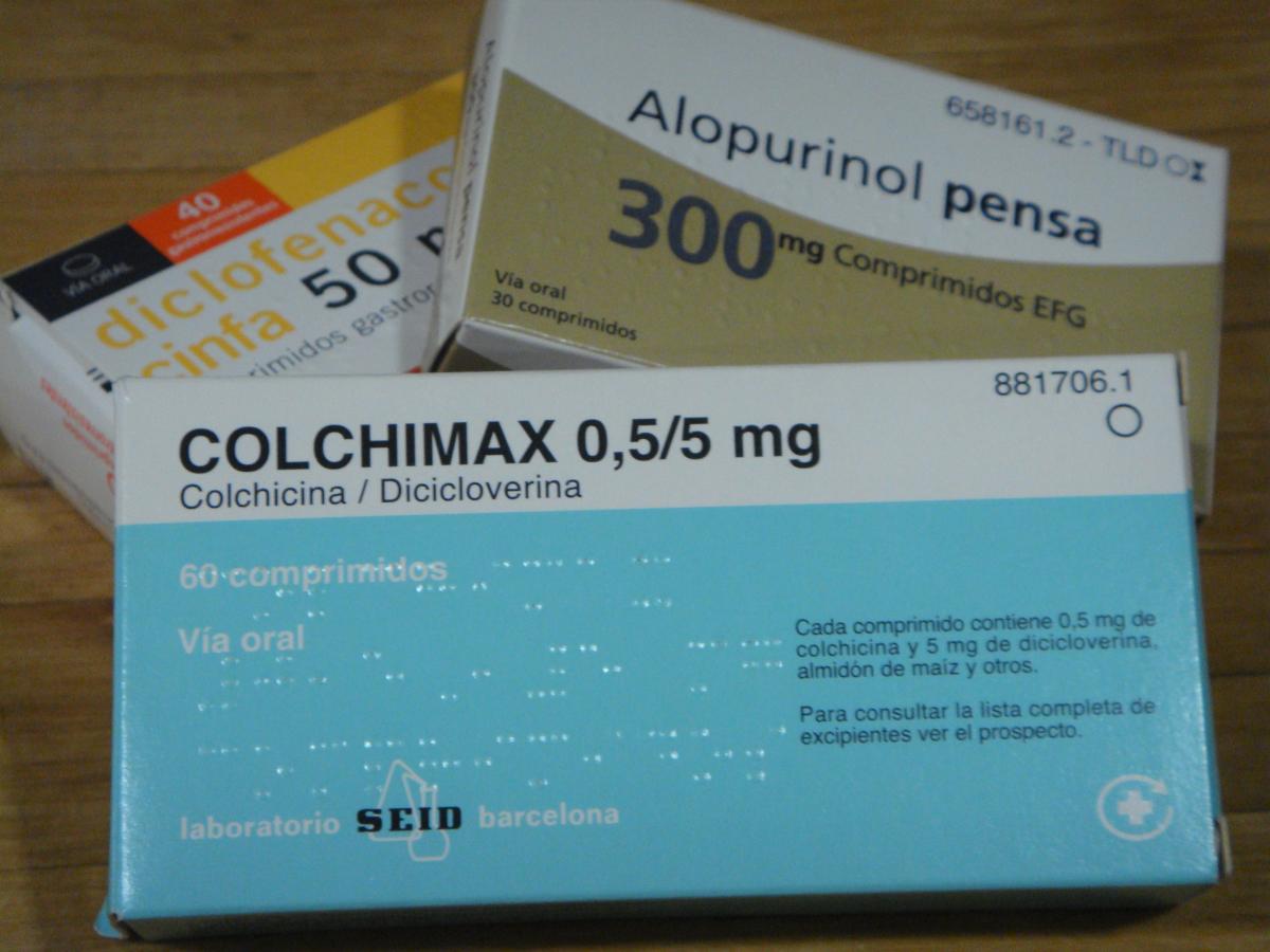¿Se puede tomar colchicina y diclofenaco?