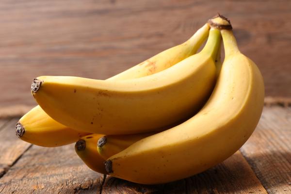 Alimentos que producen estreñimiento - Plátanos