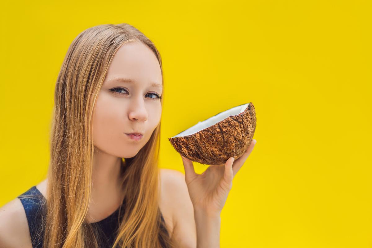 Oil pulling con aceite de coco: beneficios y contraindicaciones