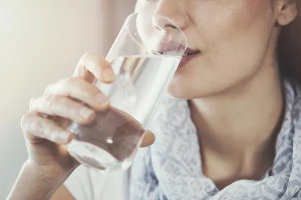 Cuerpos cetónicos en orina sin diabetes: causas, síntomas y tratamiento - Tratamiento en caso de cuerpos cetónicos en orina sin diabetes