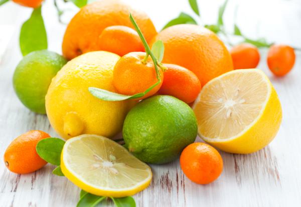 Vitaminas para la caída del pelo - Vitamina C 