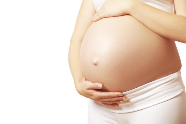 Por qué se pone dura la barriga en el embarazo