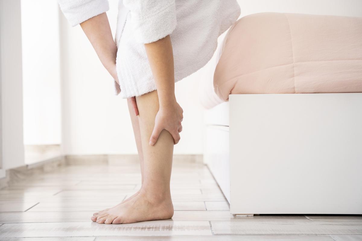 Picor en piernas y brazos: causas y tratamiento