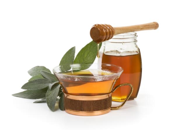 Té de salvia para el sudor excesivo - Tomar té de salvia para la sudoración excesiva