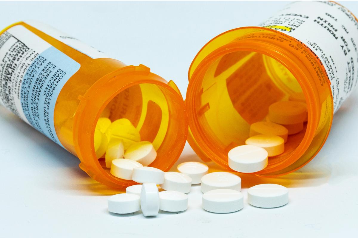 ¿Se puede tomar Omeprazol y Famotidina juntos?
