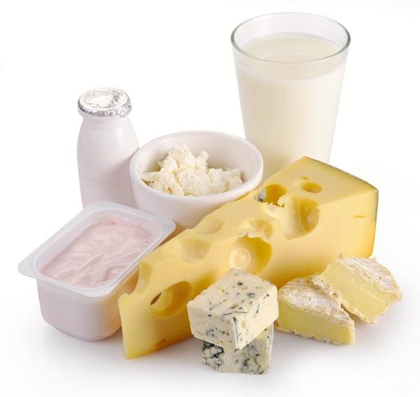 Alimentos malos para el colesterol - Lácteos y sus derivados enteros