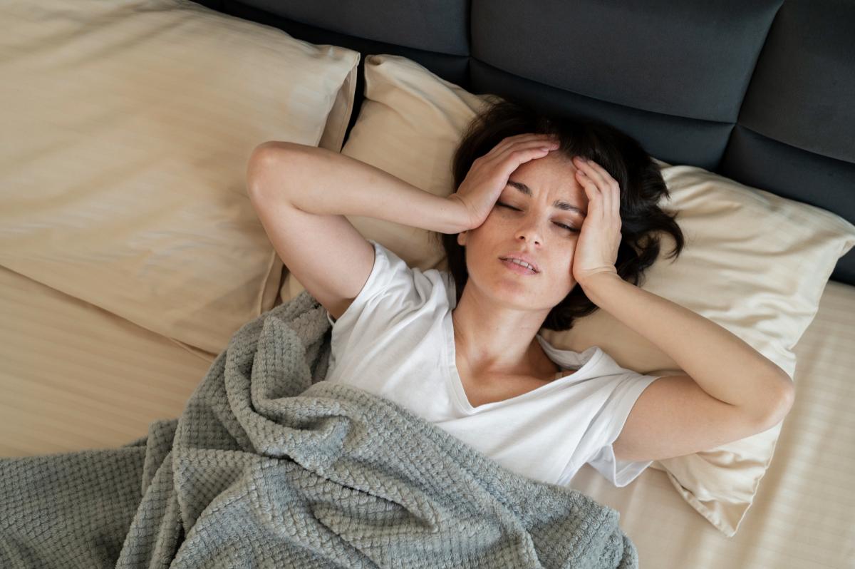 Dolor de cabeza, mareo y hormigueo en las manos: causas y tratamiento