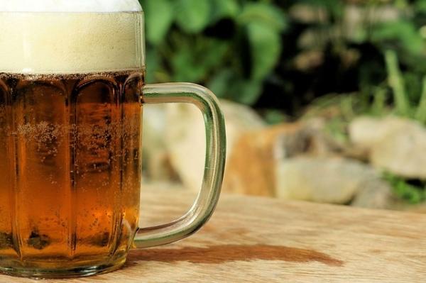 Beneficios de la cerveza para la salud - Favorece la hidratación 