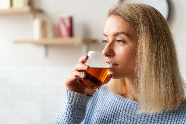 ¿Es bueno tomar tila por la noche? - Propiedades y beneficios de la tila