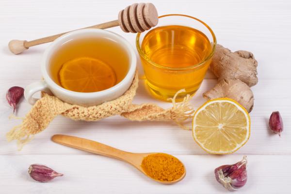 Té de jengibre para el resfriado: propiedades y cómo prepararlo - Jarabe de jengibre, miel y limón contra el resfriado