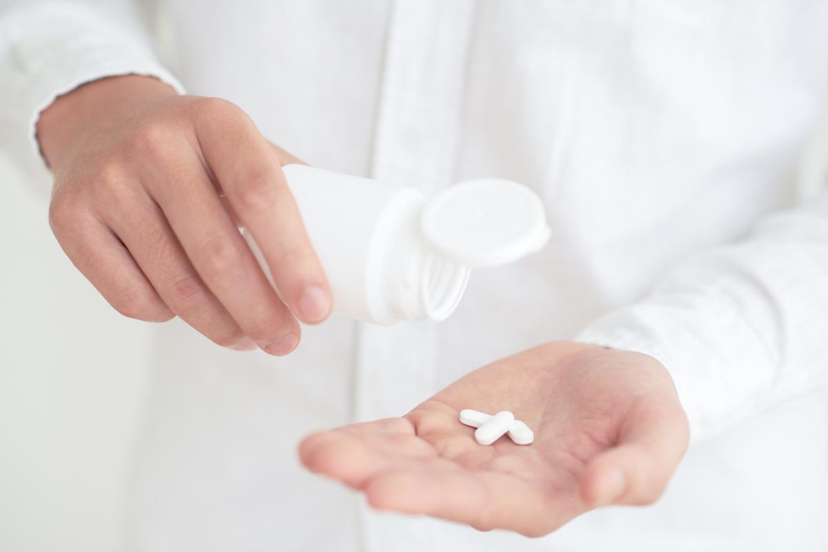 Tramadol/Paracetamol: para qué sirve, dosis y efectos secundarios