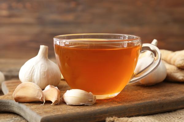 Infusiones para la gripe y los resfriados - Infusión de ajo
