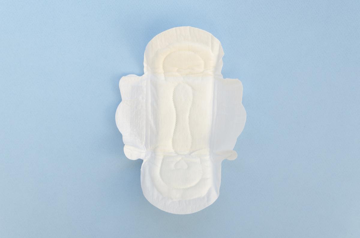 Me puse un óvulo y me sale algo blanco, ¿es normal?