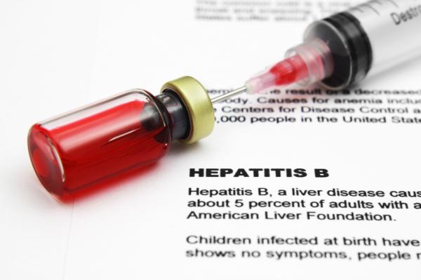 Hepatitis D: causas síntomas y tratamiento - Causas de la hepatitis B 