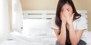 Dolor de cabeza por estrés: síntomas y remedios caseros