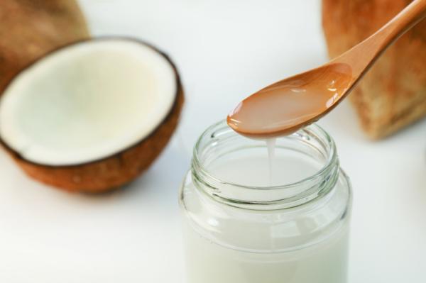 Beneficios del aceite de coco para la salud - Aporta energía