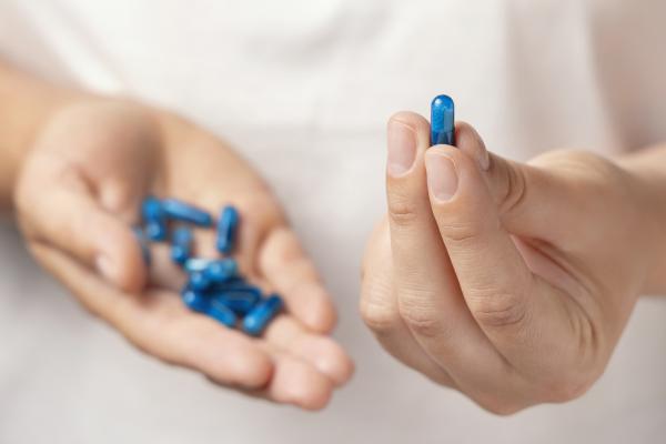 Clindamicina: para qué sirve, dosis, presentaciones y efectos secundarios - Presentaciones de la Clindamicina
