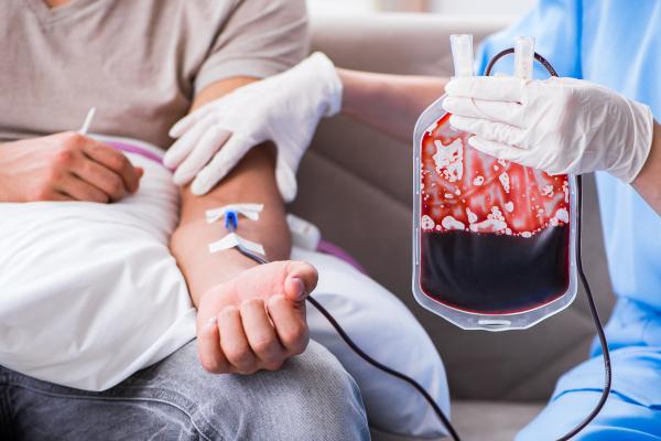 Transfusión de sangre: para qué sirve y efectos secundarios - ¿Para qué sirve una transfusión de sangre? 