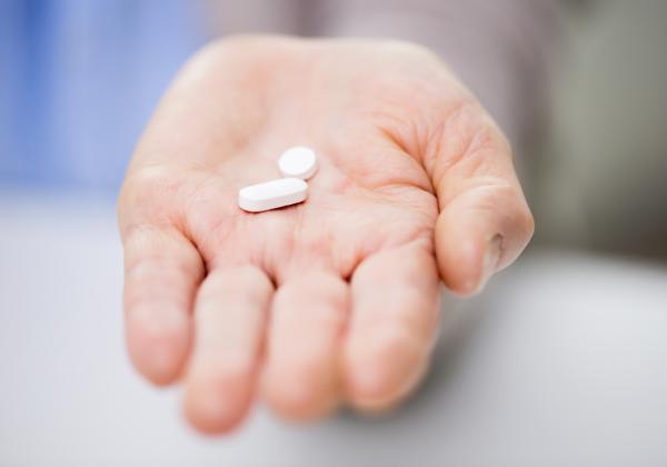 Remedios caseros para el dolor de garganta en el embarazo - Si hay fiebre y molestias, recurre al paracetamol