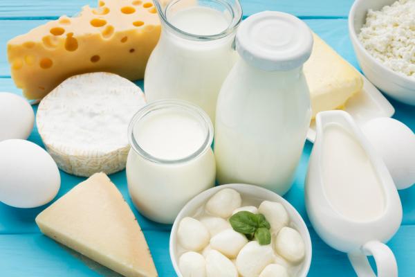 Alimentos que producen inflamación intestinal - 8. Lácteos