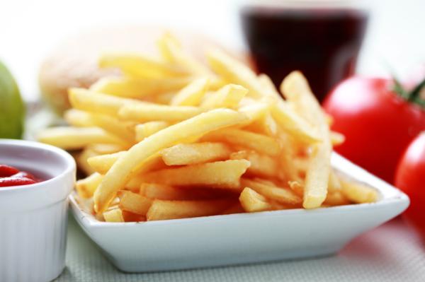 Los 10 peores alimentos para la salud - Frituras, esa comida de infarto ¡literalmente!