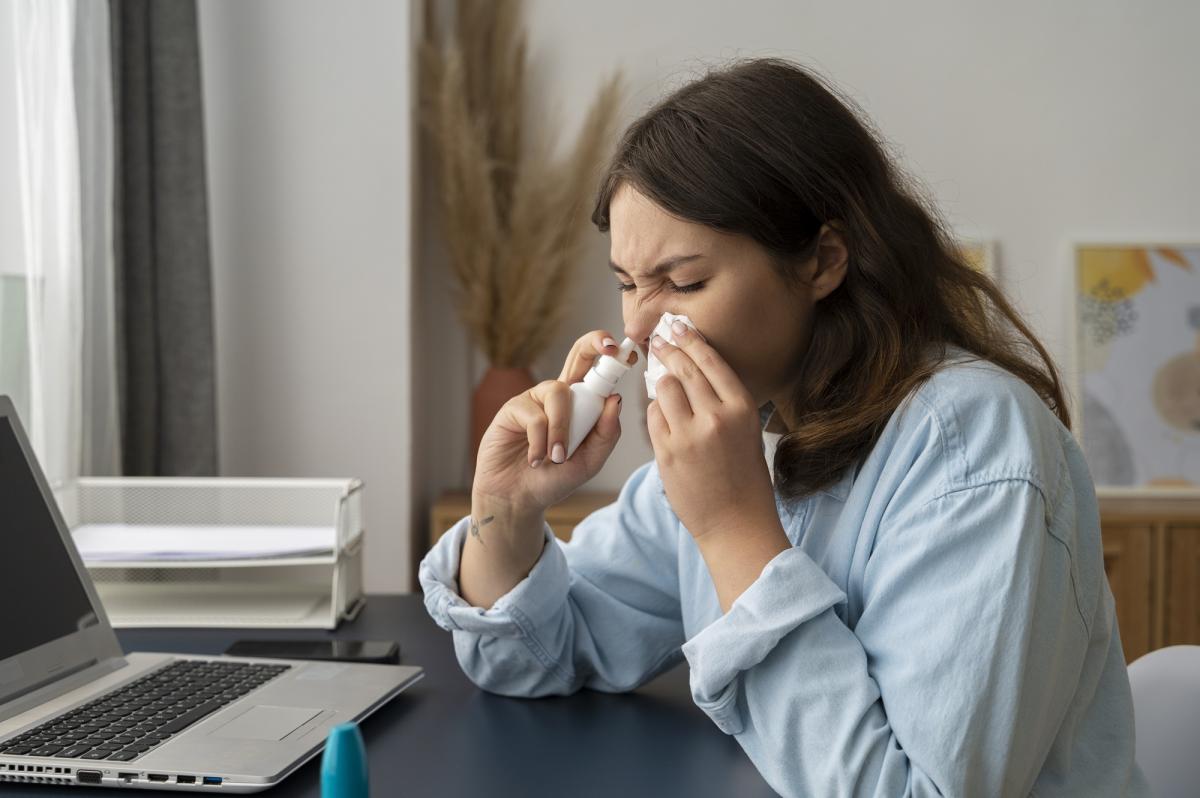 Rinobanedif pomada nasal: para qué sirve, cómo usar y efectos secundarios