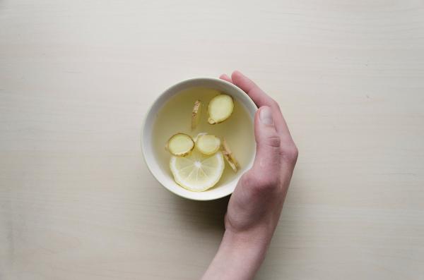 Infusiones para limpiar el estómago - Infusión de alcachofa y jengibre