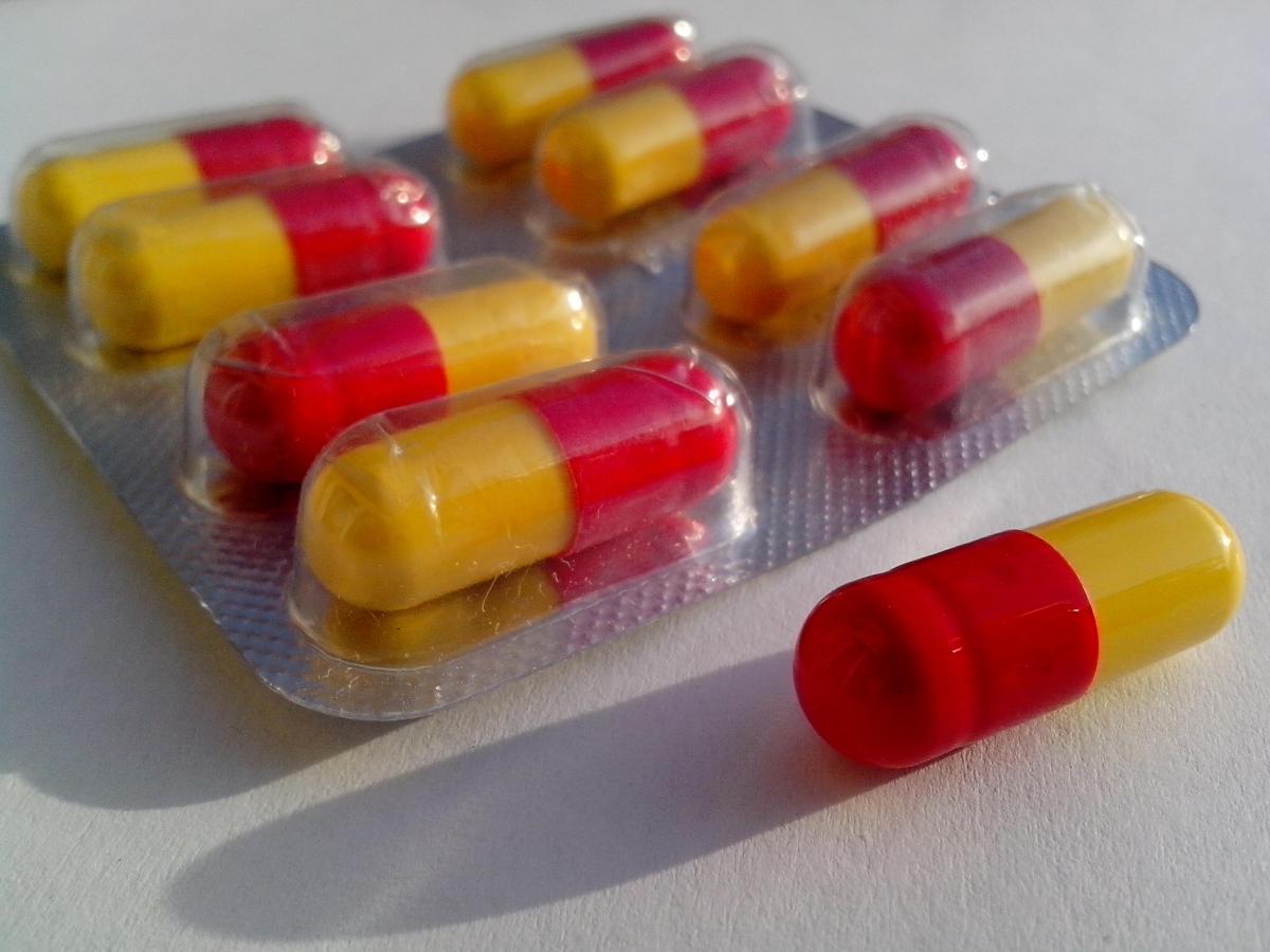 ¿Cuánto tiempo debe pasar para volver a tomar antibióticos?