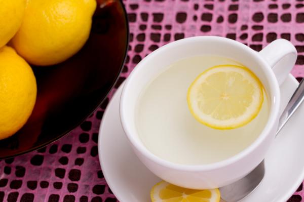 Infusiones para limpiar el hígado - Infusión de limón, fácil y efectiva