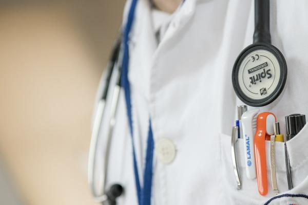 Omeprazol: usos y efectos secundarios - Efectos secundarios del Omeprazol
