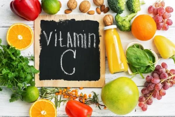 Vitaminas para bajar el cortisol en mujeres - Vitamina C